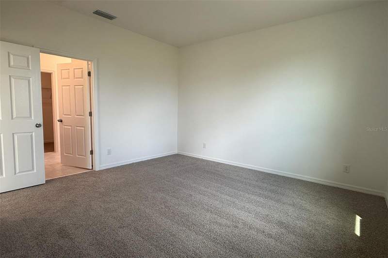 4 bedroom Single Family Residence at 7171 ROLLING LEAF ROAD, TRINITY LAKES PHASE 4, GROVELAND — photo 4