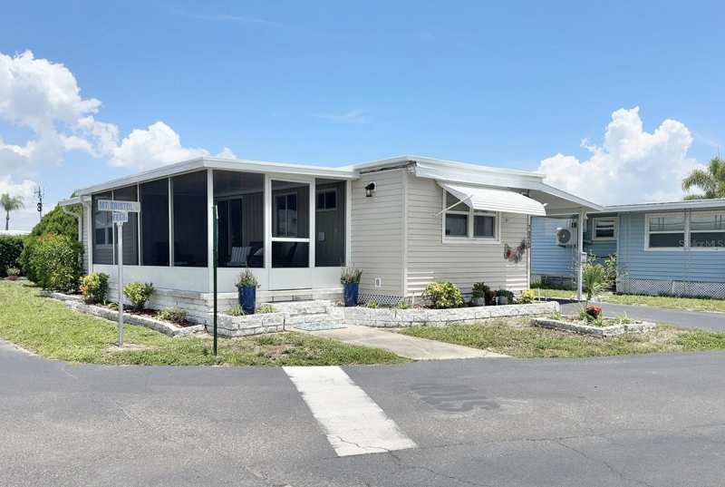 2 bedroom Manufactured Home at 7173 Mount Bristol Boulevard #458, Mobel Americana Mobile Home Park Unrec, St Petersburg — photo 1