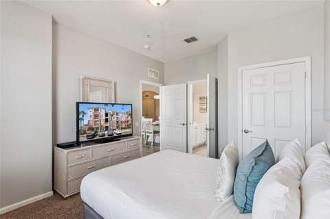 4862 Cayview Avenue #403, Orlando FL - photo 16 of 64