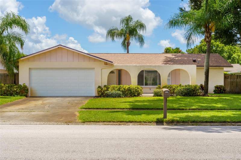 3 bedroom Single Family Residence at 2419 Timbercrest Circle, Woodgate Of Countryside, Clearwater — photo 3