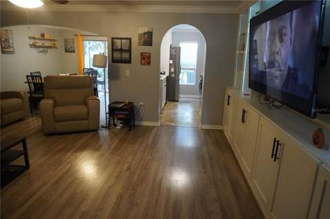 4730 Ashburn Pond Way, Tampa FL - photo 7 of 41