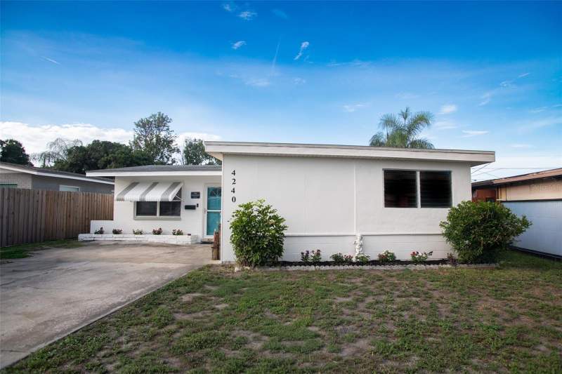 3 bedroom Single Family Residence at 4240 69th Avenue, Boulevard Park 1, Pinellas Park — photo 2