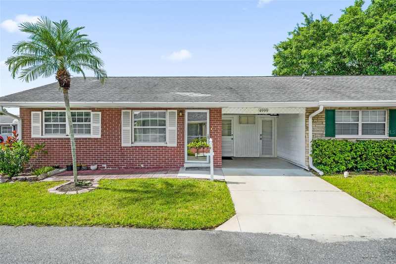 2 bedroom Villa at 4999 Springwood Court, Springwood Villas, Pinellas Park — photo 1