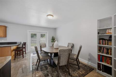 7003 Larimer Court, Tampa FL - photo 8 of 34