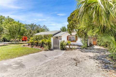 3560 Martin Avenue, Mount Dora FL - photo 6 of 6