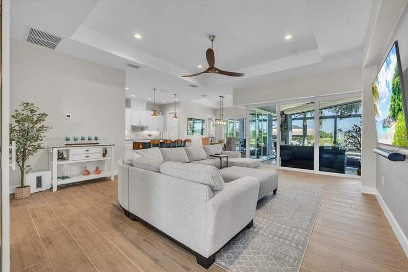 3 bedroom Single Family Residence at 15084 Taurus Circle, Port Charlotte Sec 093, Port Charlotte — photo 5