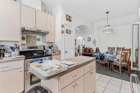 6274 Sailboat Avenue, Tavares FL - photo 15 of 78