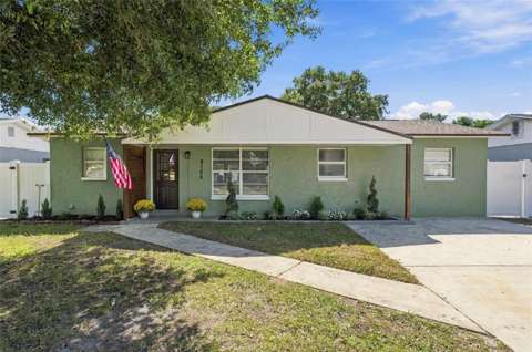 8168 82Nd Avenue, home for sale in Seminole 33777