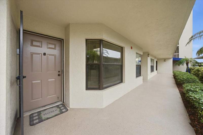 2 bedroom Condominium at 1332 PASADENA AVENUE #102, PASADENA COVE CONDO, SOUTH PASADENA — photo 2