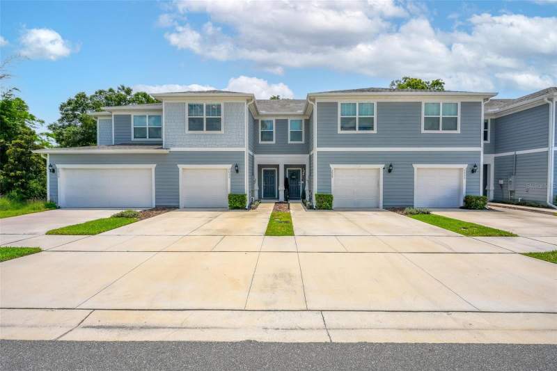 3 bedroom Townhouse at 2033 Canny Cove, Grayson Square, Winter Park — photo 4