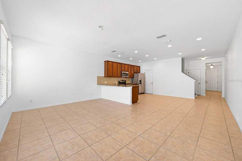 4 bedroom Townhouse at 11429 Brownstone Street, Lake Burden South Ph 2, Windermere — photo 4