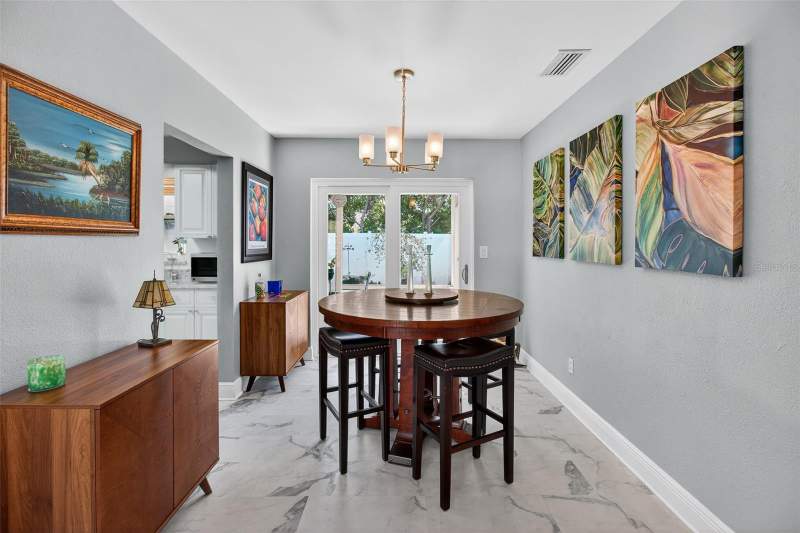 3 bedroom Single Family Residence at 5723 1ST STREET, EDGEMOOR ESTATES G H REP, ST PETERSBURG — photo 5