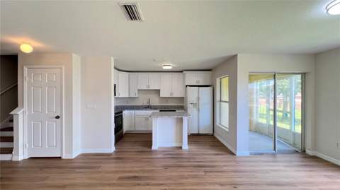 2848 Club Cortile Circle, Kissimmee FL - photo 13 of 35