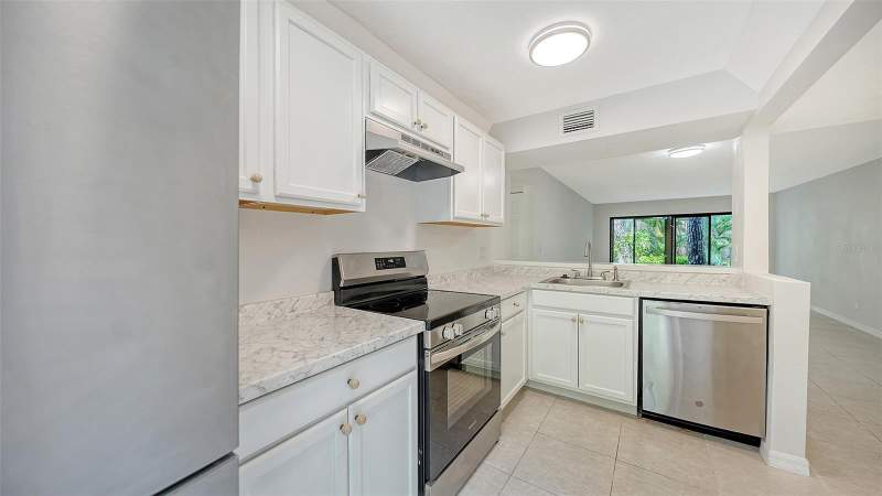 1 bedroom Condominium at 1720 Glenhouse Drive #326, Pelican Cove Xiv, Sarasota — photo 5