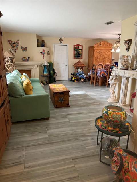 2727 NE 4th Place, Cape Coral FL - photo 6 of 31