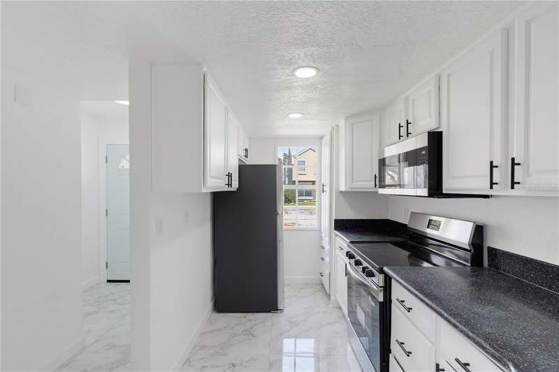 2 bedroom Townhouse at 6661 121st Avenue #G, Pinebrook Estates, Largo — photo 5