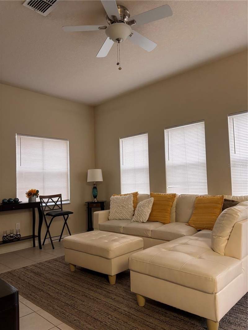 4 bedroom Townhouse at 8546 Bay Lilly Loop, Encantada Ph 1, Kissimmee — photo 5