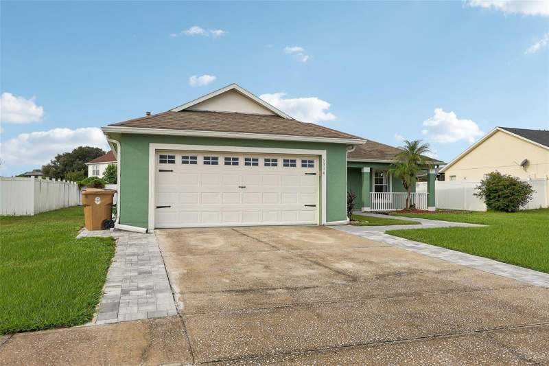 3 bedroom Single Family Residence at 5334 Harmony Place, Allamanda Grace At Crescent Lakes, Kissimmee — photo 2