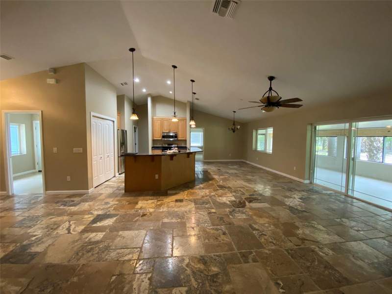 3 bedroom Single Family Residence at 1800 COUNTY ROAD 426, SWOPES 2ND ADD TO BLACK HAMMOCK, OVIEDO — photo 2