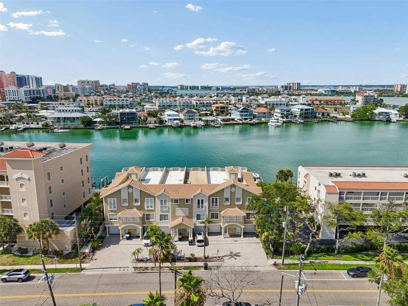 3 bedroom Townhouse at 620 Bayway Boulevard #5, Moorings Twnhms, Clearwater Beach — photo 2