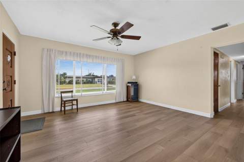 6401 34th Avenue, St Petersburg FL - photo 6 of 6
