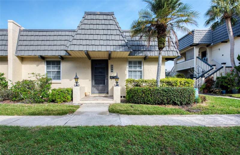 2 bedroom Villa at 2206 CORDOVA GREEN, CORDOVA GREENS CONDO, SEMINOLE — photo 1