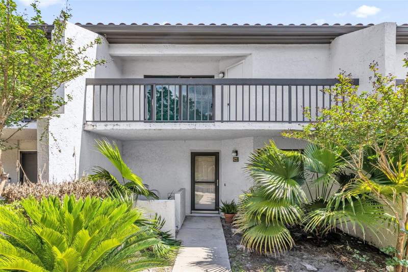Killarney Bay Condo