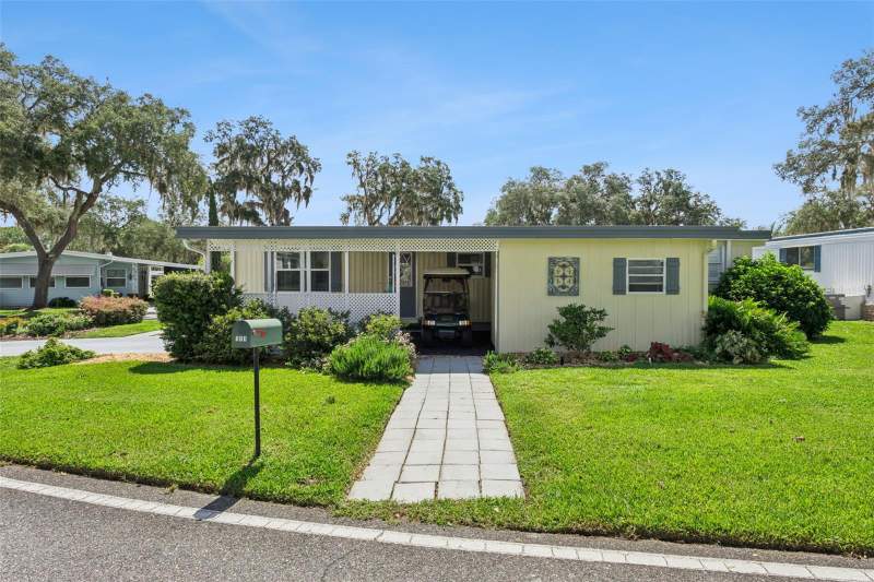 2 bedroom Mobile Home at 111 Ixora Way, Hawthorne At Leesburg A Coop, Leesburg — photo 2