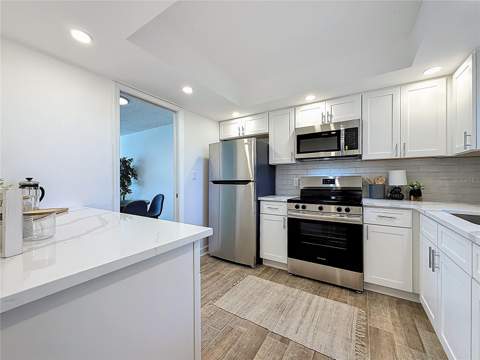 4550 Cove Circle #106, St Petersburg FL - photo 6 of 6