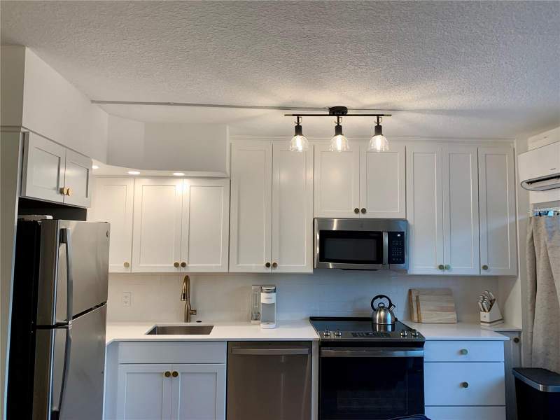 1 bedroom Condominium at 800 Bayway Boulevard #16, Bayside Condo, Clearwater Beach — photo 5