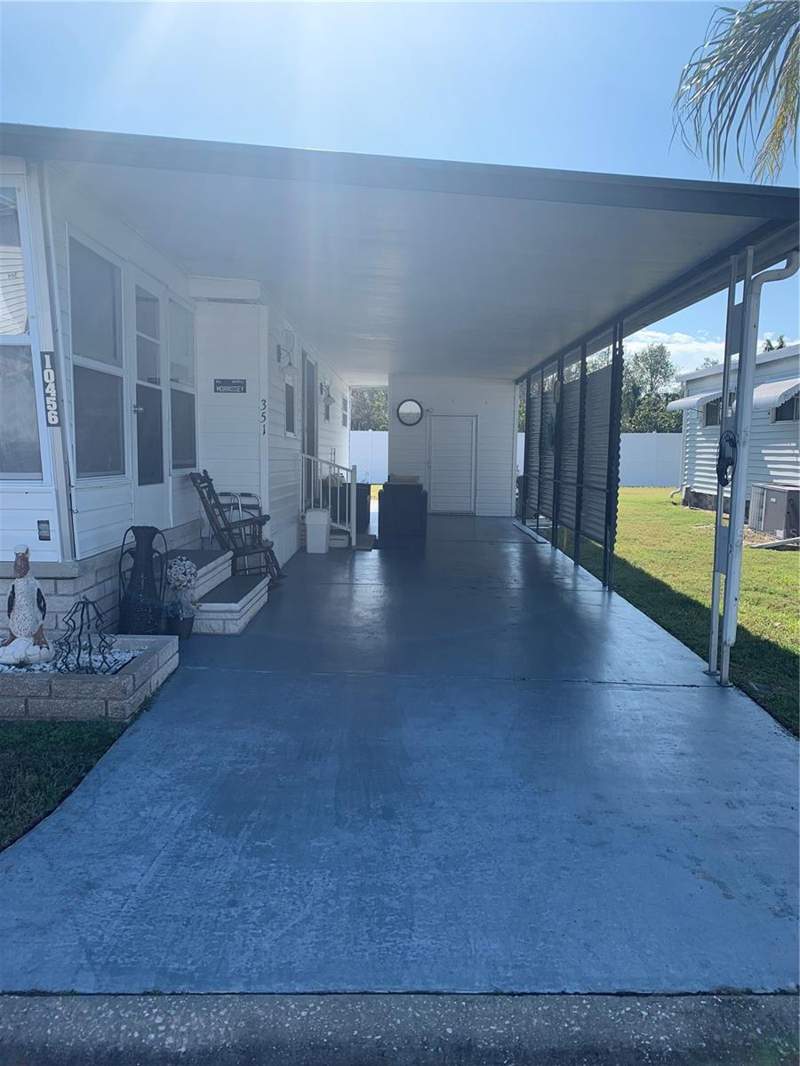 2 bedroom Mobile Home at 10456 Peaceful Drive, Holiday Shores Mobile Park Unrec, Largo — photo 2
