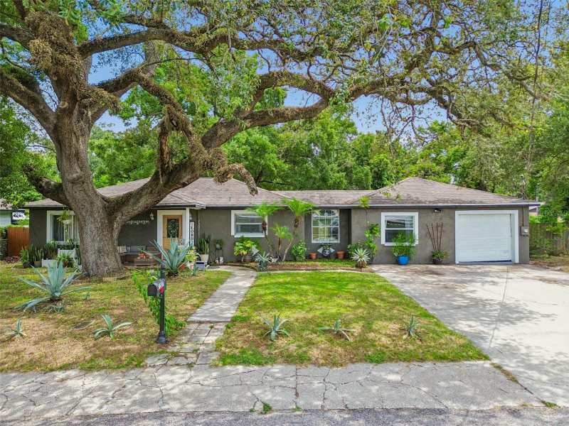 3 bedroom Single Family Residence at 7307 N Huntley Avenue, Roanoke, Tampa — photo 1