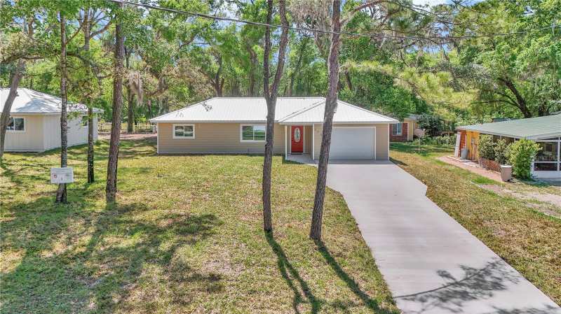 3 bedroom Single Family Residence at 2788 W Cypress Drive, River Gardens Unit 3, Dunnellon — photo 1