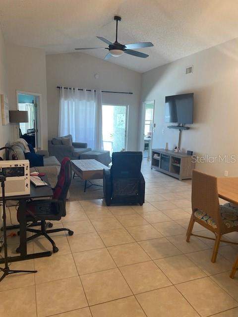 5 bedroom Single Family Residence at 1048 Winding Water Way, Clear Creek Ph One Sub, Clermont — photo 5