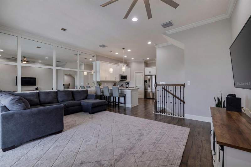 4 bedroom Townhouse at 6064 Moorings Drive, Cove At Loggerhead Marina, St Petersburg — photo 5