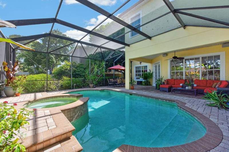 4 bedroom Single Family Residence at 5916 S 6th Street, Daniels A D Resub Of Lt 16 Bl, Tampa — photo 2