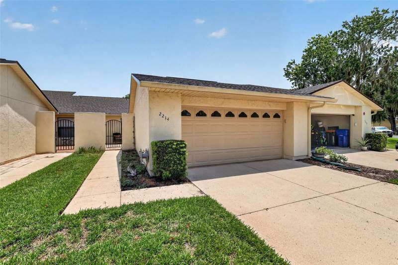 2 bedroom Condominium at 2214 Cypress Cove Drive #4, Tavares Cypress Cove Condo, Tavares — photo 3