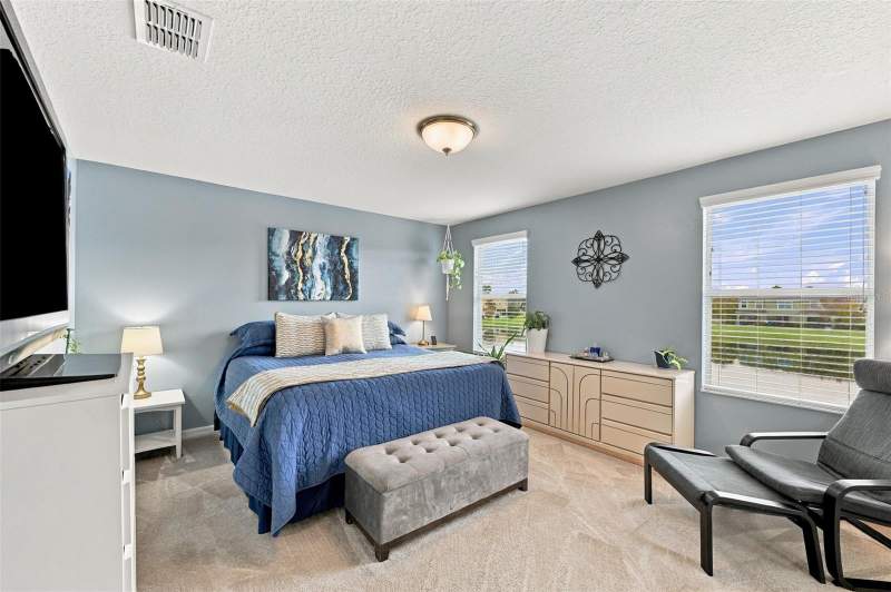 4 bedroom Single Family Residence at 1917 Hawks View Drive, Hawks Point Ph 1C-2 & 1D, Ruskin — photo 5