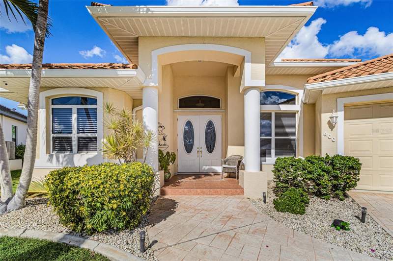 3 bedroom Single Family Residence at 400 Gun Cay Lane, Punta Gorda Isles Sec 11, Punta Gorda — photo 3