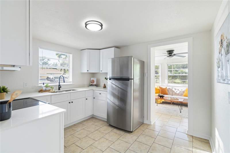 2 bedroom Single Family Residence at 1410 E 98th Avenue, Tampa Overlook, Tampa — photo 3