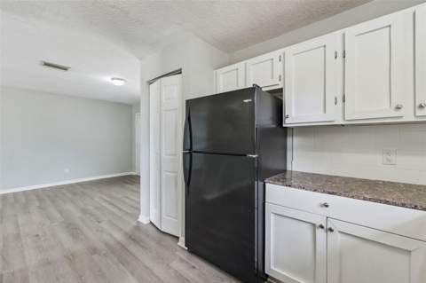 202 S Boston Avenue, Deland FL - photo 7 of 42