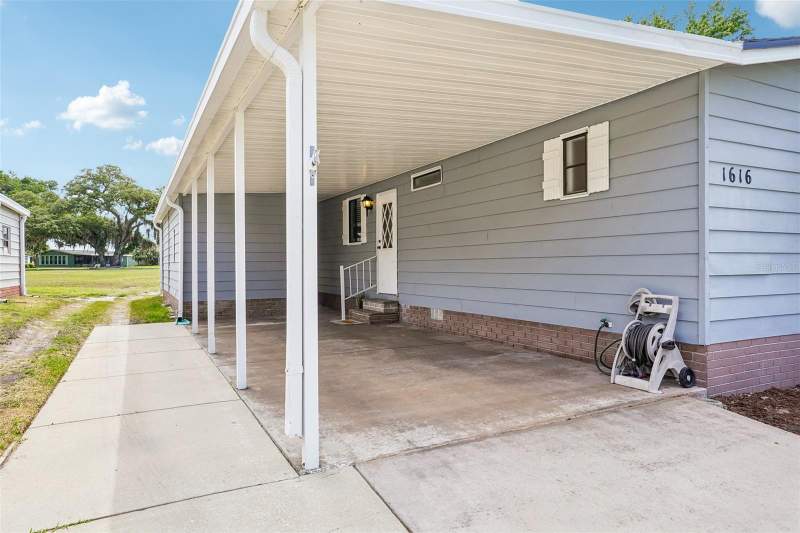 2 bedroom Manufactured Home at 1616 W Schwartz Boulevard, Lady Lake Orange Blossom Gardens Unit 07, The Villages — photo 4