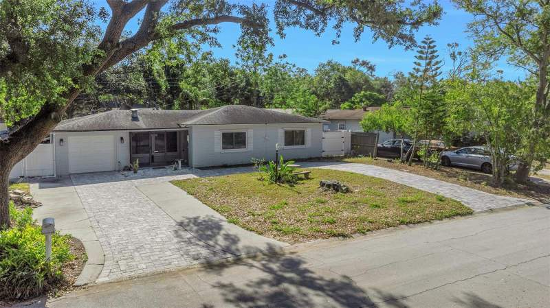 2 bedroom Single Family Residence at 2025 Temple Terrace, Sirmons Orange Blossom Heights, Clearwater — photo 5
