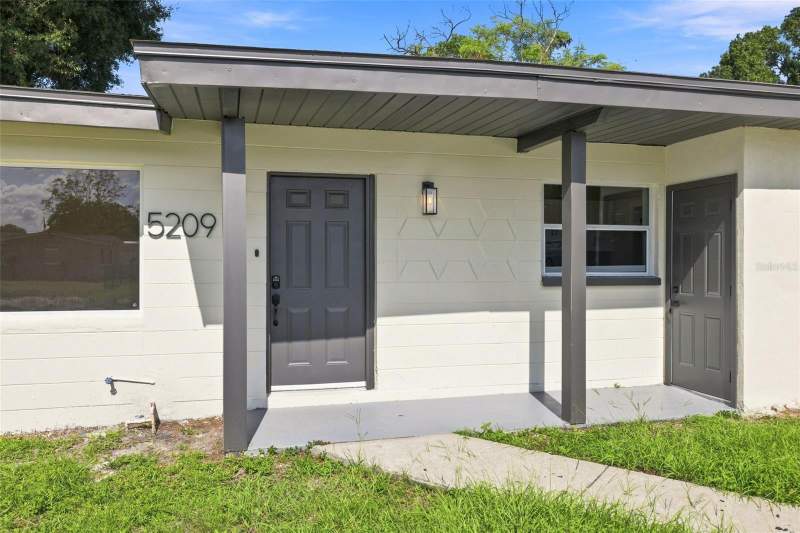 4 bedroom Single Family Residence at 5209 S 80th Street #No unit, Progress Village Unit 2, Tampa — photo 4