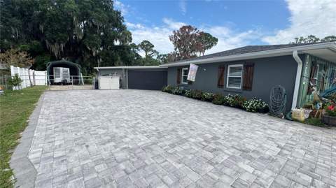 12115 Virginia Drive, Leesburg FL - photo 18 of 92