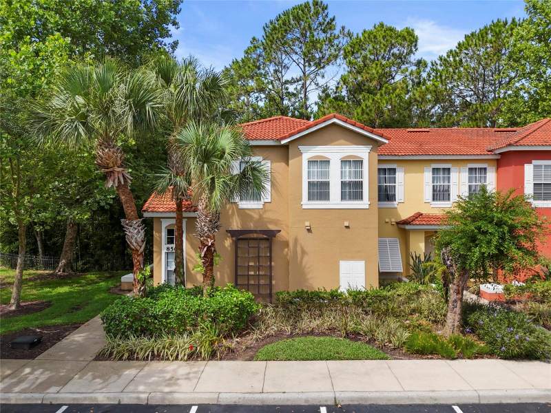 Emerald Island Resort PgHomes for Sale in Kissimmee, FL