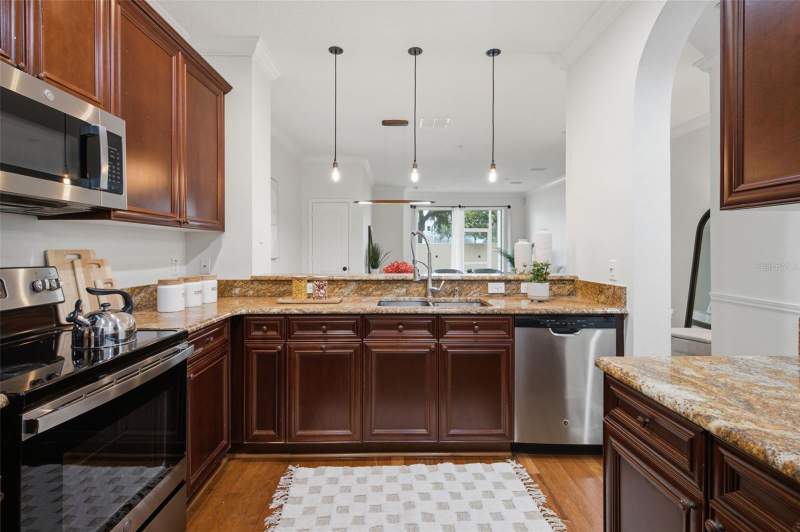 3 bedroom Townhouse at 5957 Strada Capri Way, Villa Capri/Metrowest, Orlando — photo 4