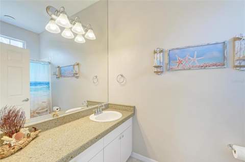 4735 Spinnaker Drive, Bradenton FL - photo 24 of 47