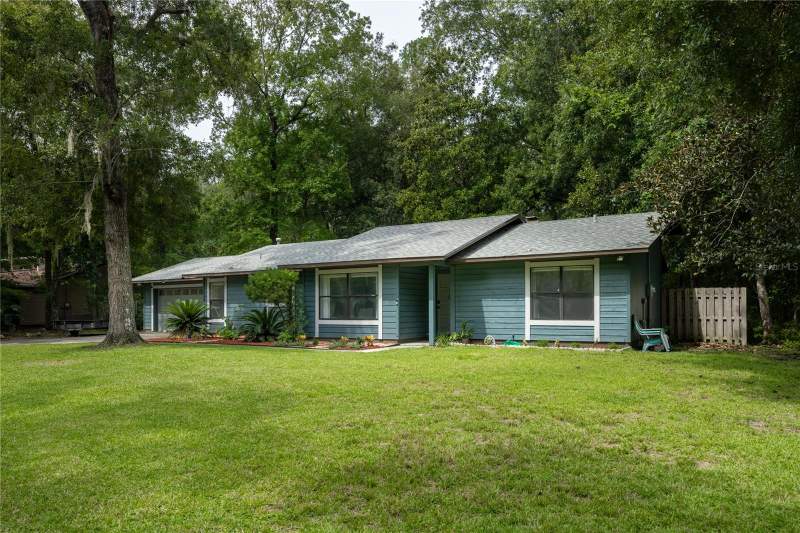 3 bedroom Single Family Residence at 6420 NW 53rd Terrace, Deer Run III, Gainesville — photo 2