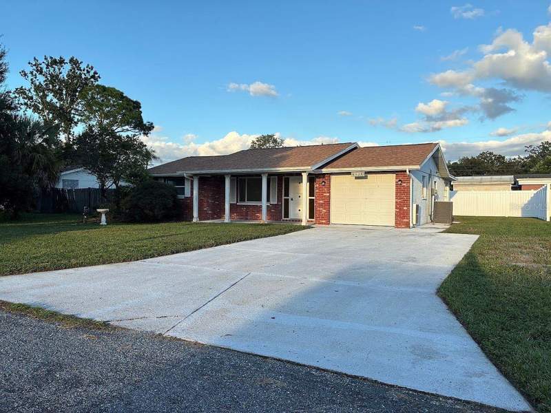 2 bedroom Single Family Residence at 6826 Lingo Ct, Lakewood Villas, New Port Richey — photo 2